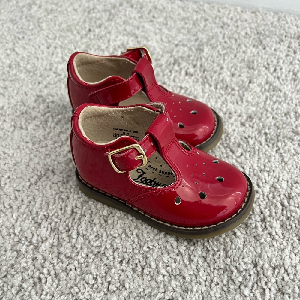 Footmates Size 2